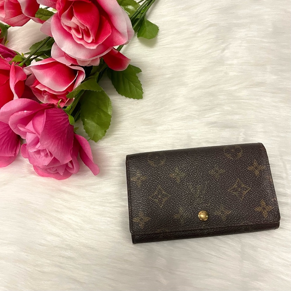 Louis Vuitton Porte-Monnaie Billets Tresor Monogram
